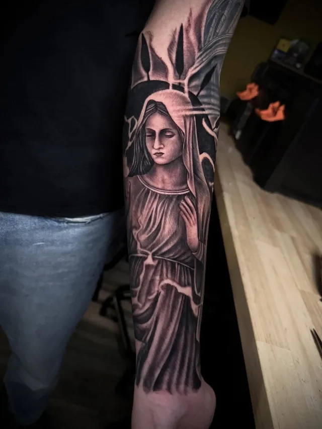 Fine Line tattoo by Kiki Guerrero at Vallarta Ink, Puerto Vallarta