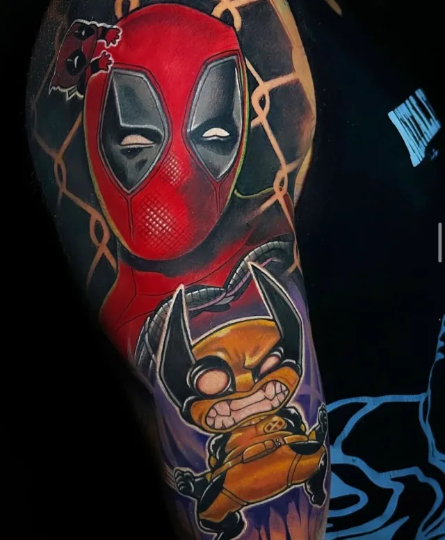 Tatuaje línea fina por Jheny Diemond en Vallarta Ink, Puerto Vallarta