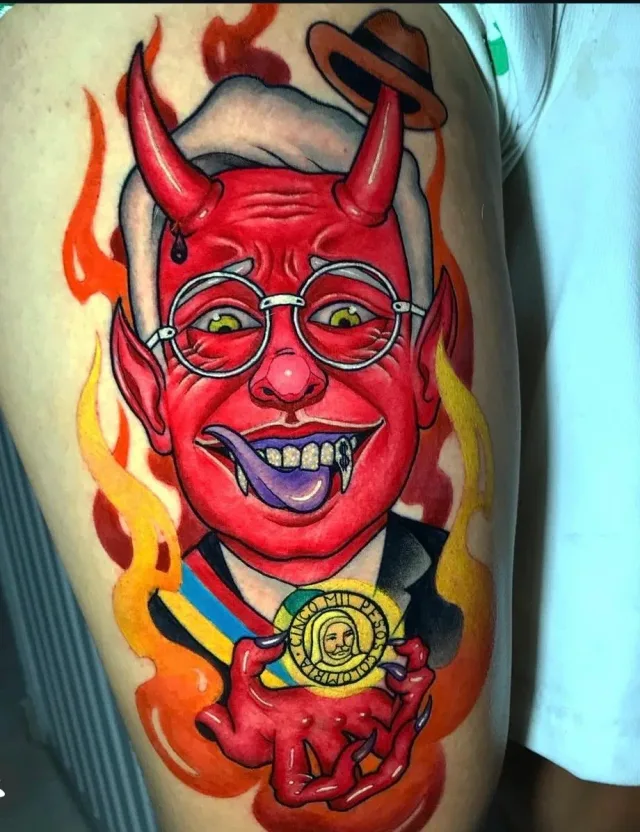 Tatuaje línea fina por Jheny Diemond en Vallarta Ink, Puerto Vallarta