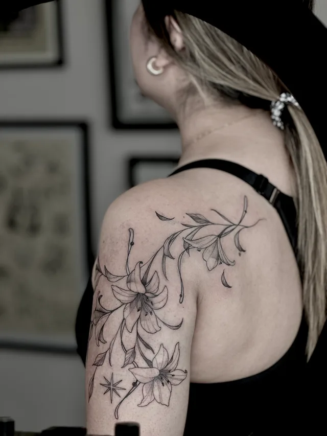 Fine Line tattoo by Christopher Gutierrez, Puerto Vallarta
